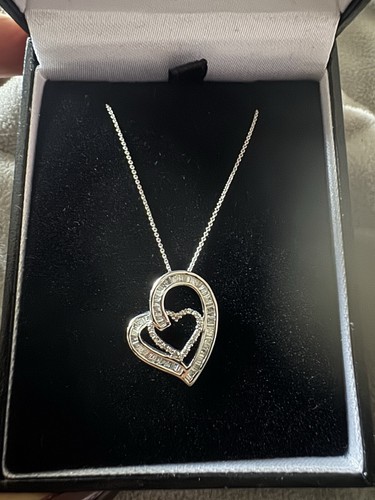 9ct white gold 33ct real - ,