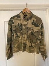 Top Shop - camouflage button