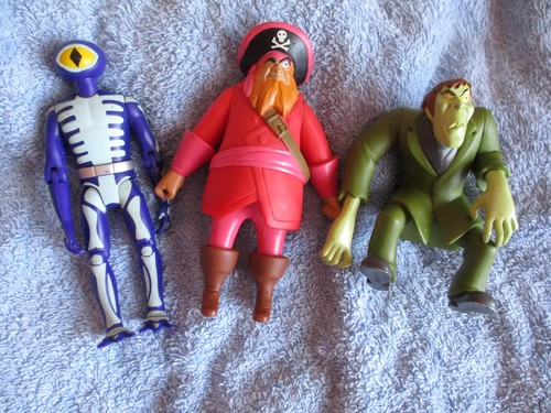 Scooby doo figure - scooby,