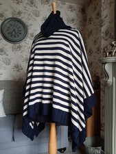 Beautiful Wallis Poncho - One