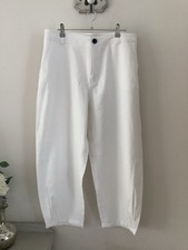 Gorgeous Ladies Zara White Tapered Trousers, UK Size L, Very Good Condition