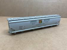 WALTHERS HO SCALE COVERED