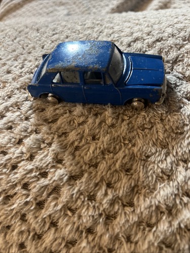 Vintage spot morris 1100 - on,