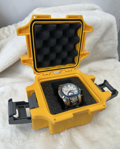Invicta bolt zeus reserve - invicta,