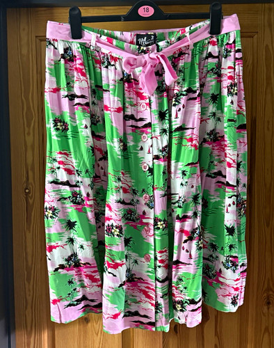 Hell bunny green - pink, scenic