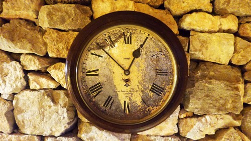 Wall clock england 1941 - wall,