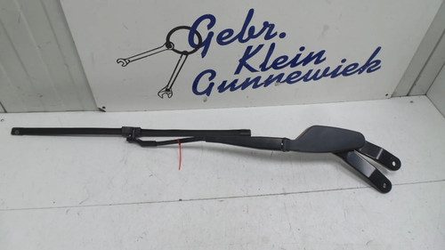 Windshield wiper arm - windshield,