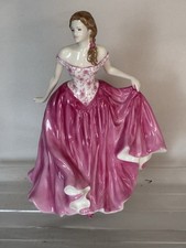ROYAL DOULTON Classics Figurine Deborah HN4688 Lady Of The Year 2005