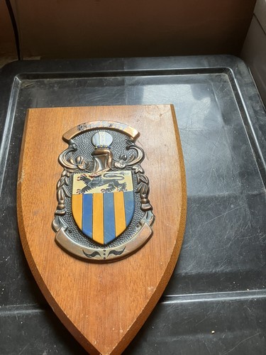 Family crest plaque - family,
