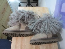 CELTIC UK 2.5 GREY Suede  Boots