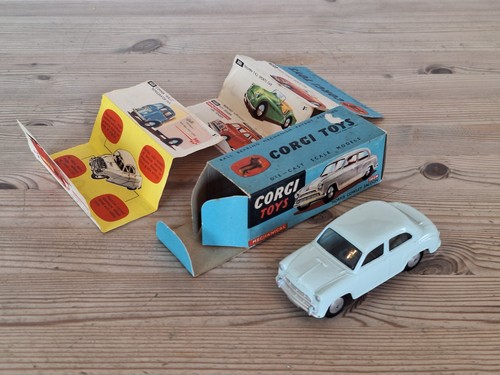 Corgi toys diecast 202m - diecast, no.