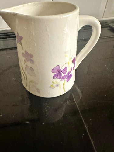 Unmarked glossy ceramic - unmarked,