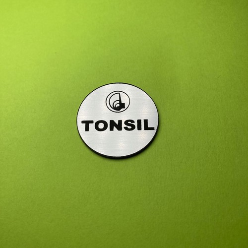Unitra tonsil 30mm badge - tonsil,