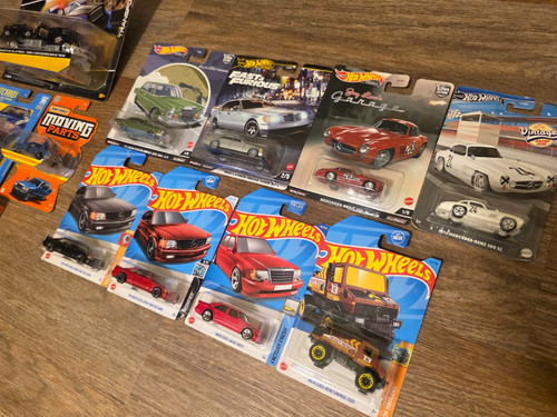 Mercedes hot wheels - hot, matchbox