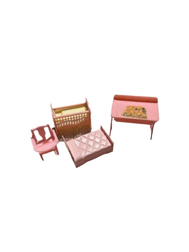 Vtg plastic doll house - vtg,