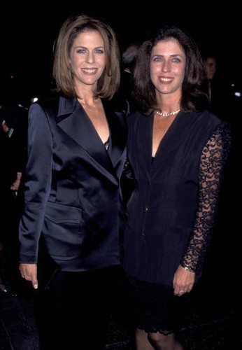 Rita wilson sister lilly the - sister,