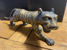 VINTAGE LOVELY LARGE, HEAVY BRASS TIGER
