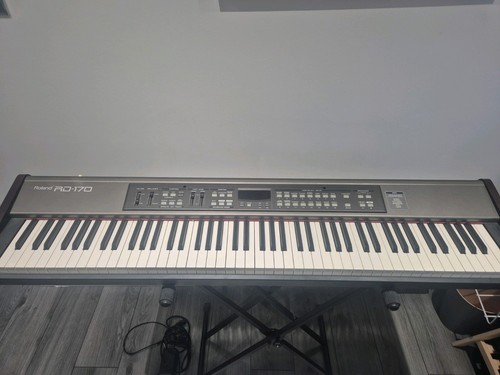 Roland 170 digital piano - roland, 88