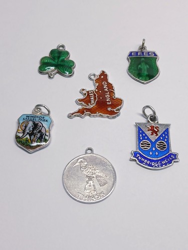 Silver travel shield charms - 6x,