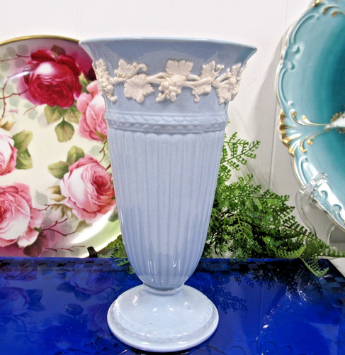 Wedgwood embossed queensware - embossed,