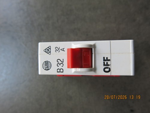 Wylex 32a mcb with base - wylex, (red