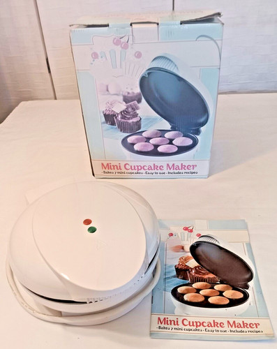 Mini cupcake maker bakes - mini, 7