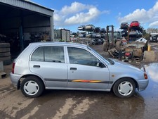 Toyota Starlet breaking 1.3 petrol Automatic 1996 ONE WHEEL NUT