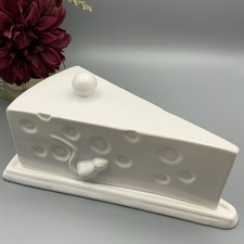 Cheese Keeper Dish Triangular