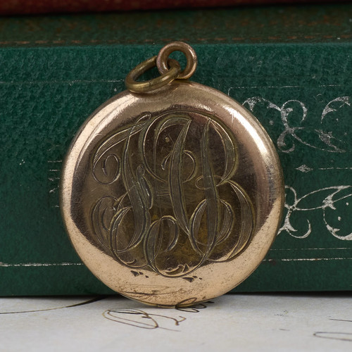 Antique rolled gold photo - antique,