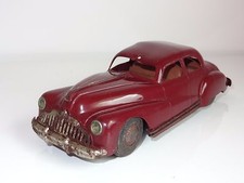 (C) TRIANG MINIC SALOON CAR