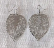 EARRINGS DANGLE FILIGREE SKELETON LEAVES SILVER TONE METAL LARGE 