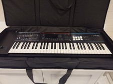 Roland Juno DS61 +Case - Feature-packed 61 Keys Synth - Excellent Condition
