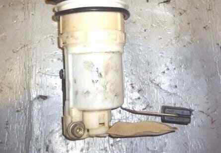 Lexus is200 fuel - 99-05, pump