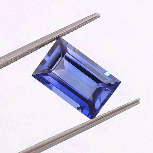 Natural blue sapphire - natural,