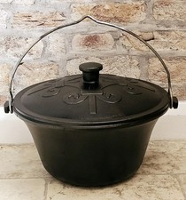 Vintage Large Cast Iron Cooking/crock Pot