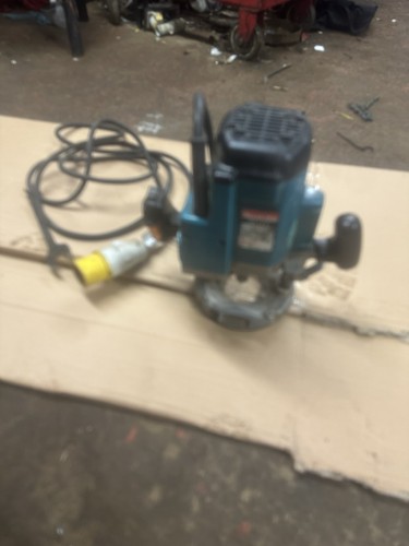 Makita router 110v 3612c - 110v, speed