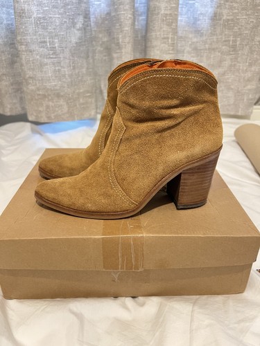 Robyn suede boot - robyn,