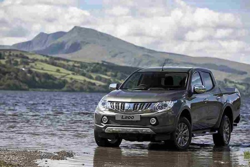 Mitsubishi l200 double - mitsubishi,