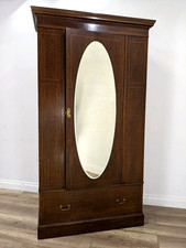 SINGLE WARDROBE Thomas Justice