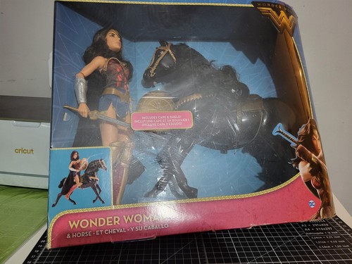 Mattel wonder woman - woman, and