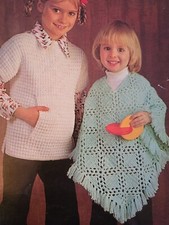 Hayfield 1249 Knitting/crochet PATTERN used vintage Child Poncho 22-28 DK