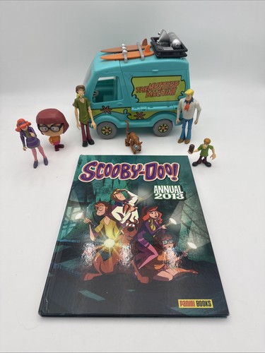 Scooby doo figures with - doo,