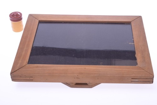 Antique wood contact - ✅,