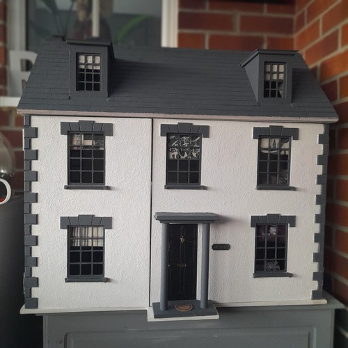 Dolls house - dolls,