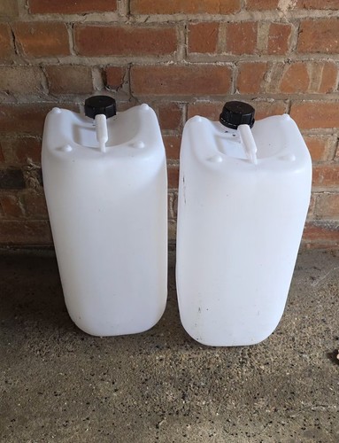 One item 25l water - water, container