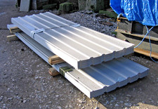 1no  2400 x 1mtr  LINER BOX PROFILE ROOFING SHEET WHITE GOOD QUALITY