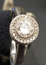 Silver Ring Clear White Centre Stone & Rosette 925 Sterling Size M 1/2 4.5g