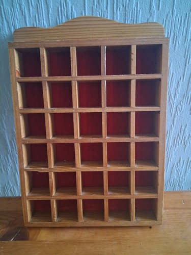 Wood thimble display case