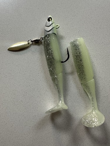 Bass fishing jig with spare - jig,