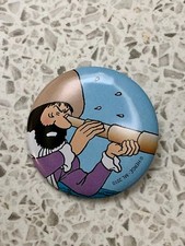 Tintin/ Snowy pin badge - button licensed 2010 genuine Hergé Cpt. Haddock etc.